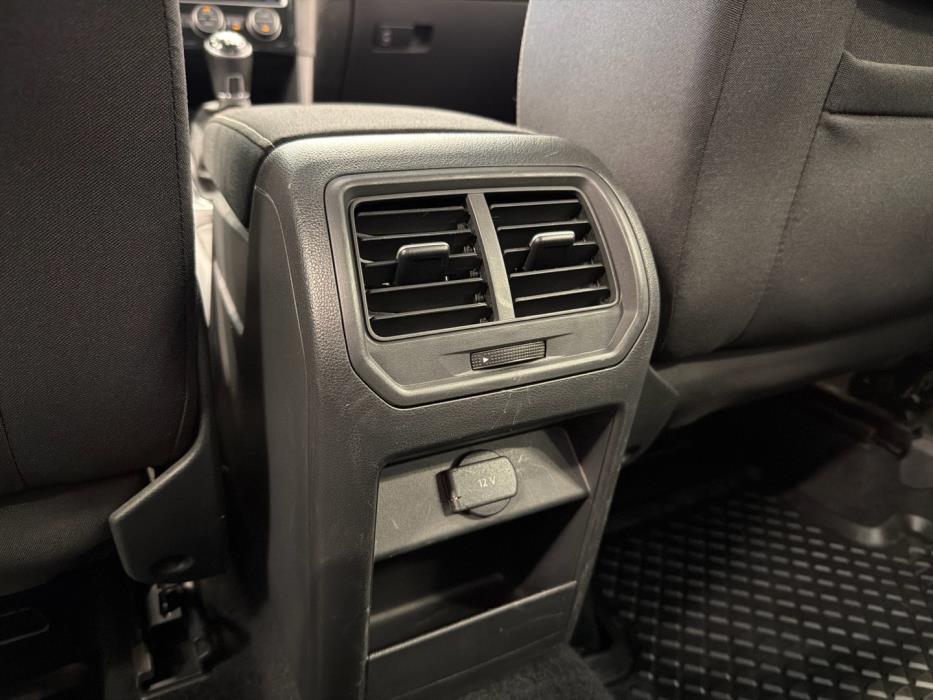 VOLKSWAGEN Golf Sportsvan 2016