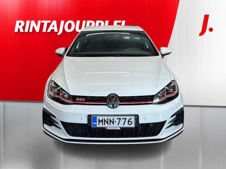 VOLKSWAGEN Golf 2018