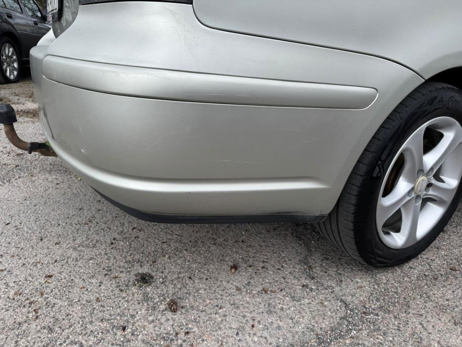 TOYOTA Avensis 2004