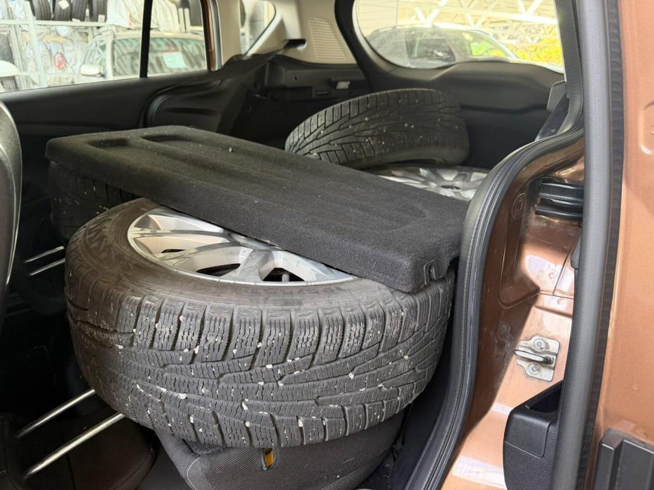 FORD B-Max 2012