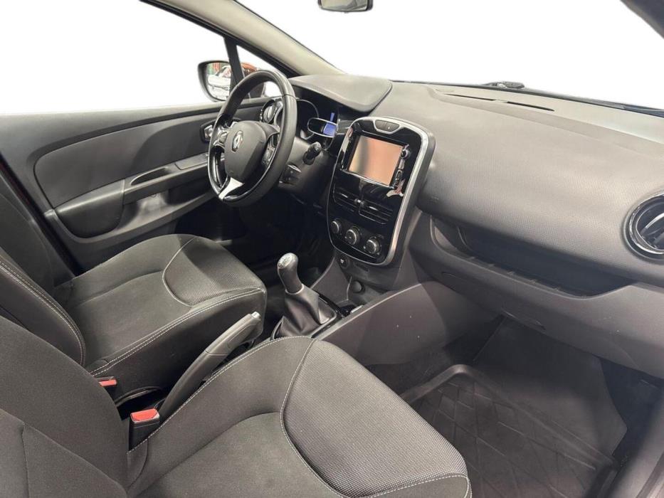 RENAULT Clio 2015