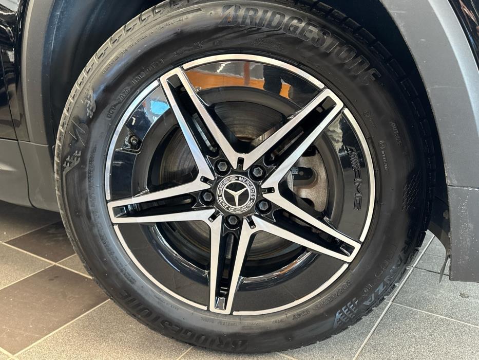 MERCEDES-BENZ EQB 2023