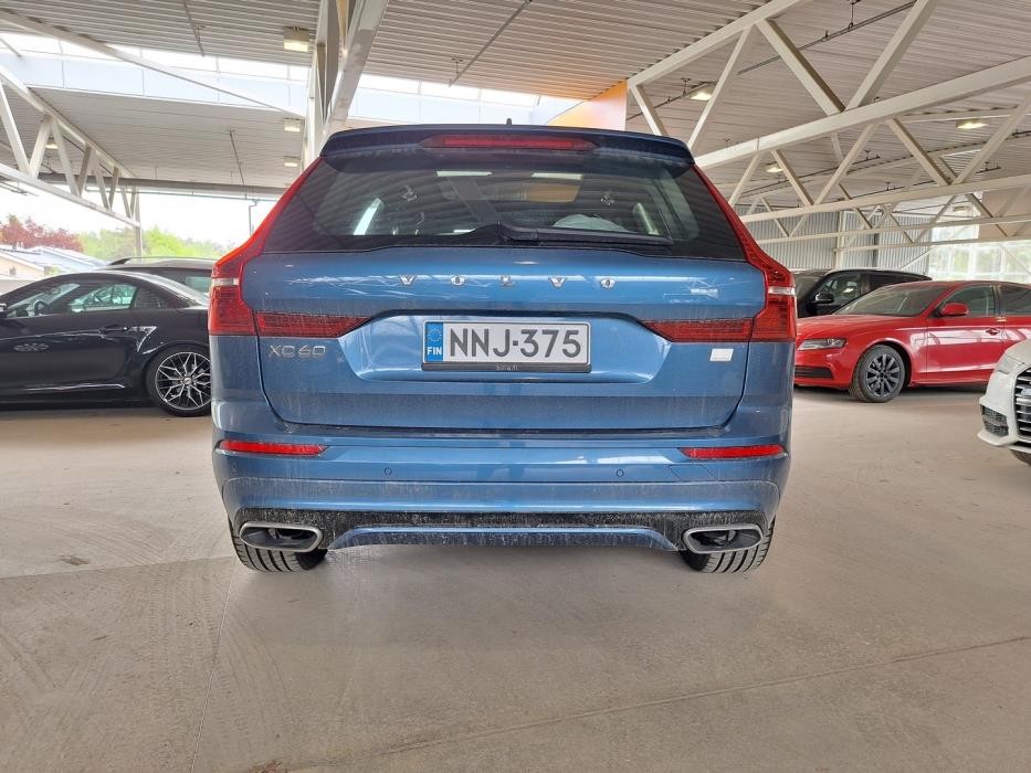 VOLVO XC60 2021
