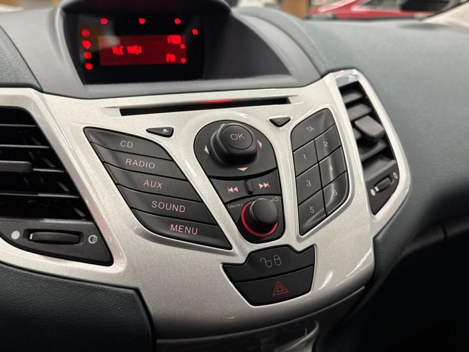 FORD Fiesta 2010