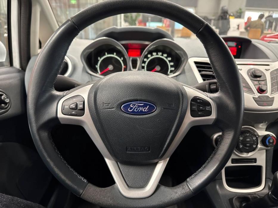 FORD Fiesta 2010