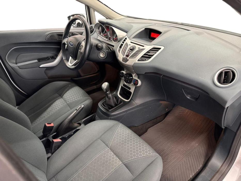 FORD Fiesta 2010