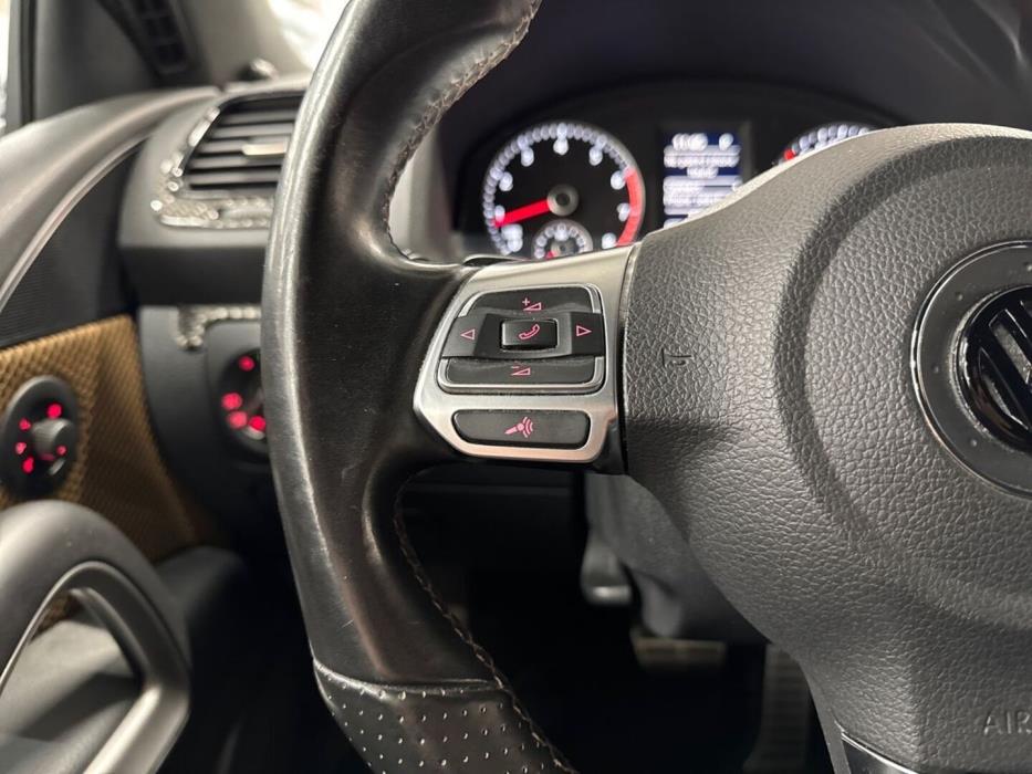 VOLKSWAGEN Scirocco 2014