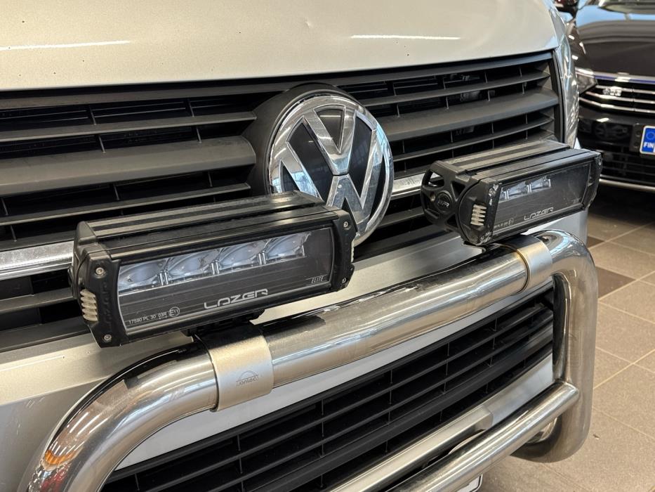 VOLKSWAGEN Transporter 2017