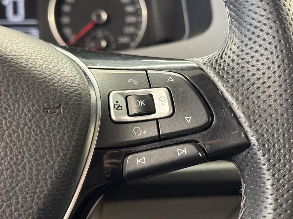 VOLKSWAGEN Transporter 2017