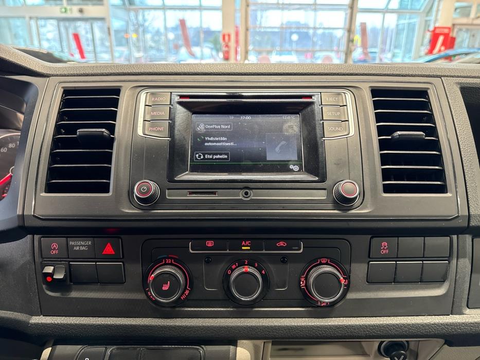 VOLKSWAGEN Transporter 2017