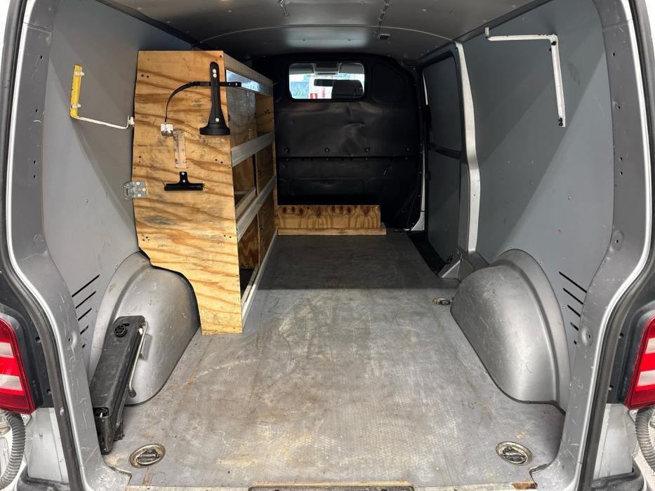 VOLKSWAGEN Transporter 2017