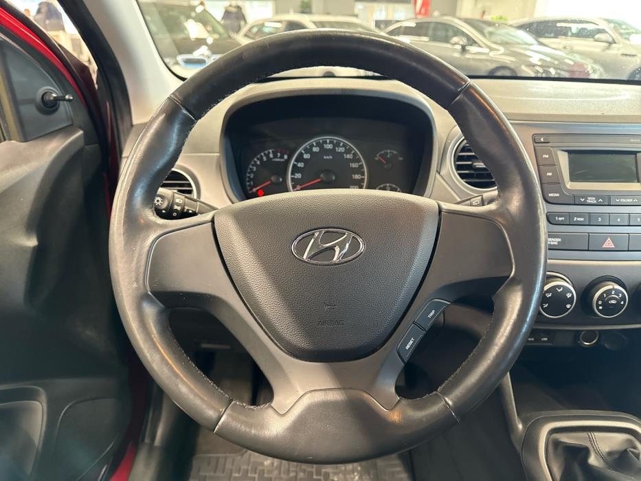 HYUNDAI i10 2017