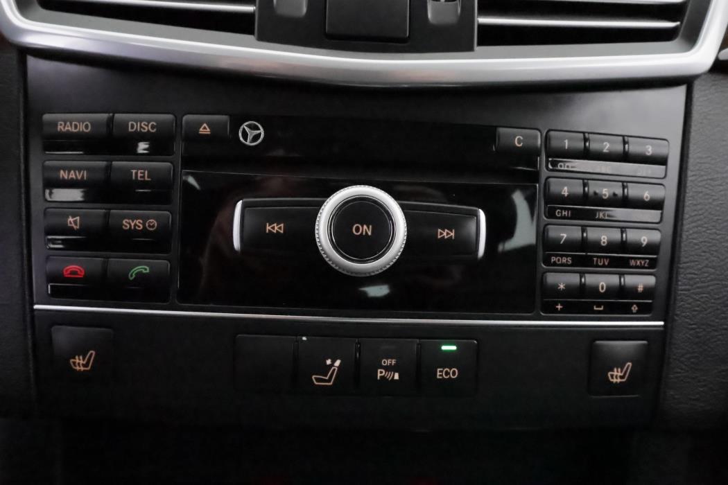 MERCEDES-BENZ E 2011