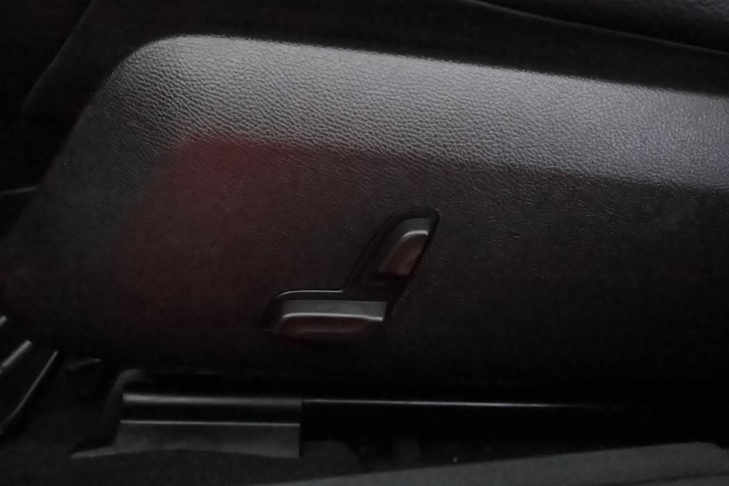 MERCEDES-BENZ E 2011