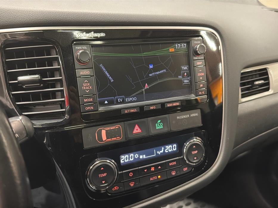 MITSUBISHI Outlander PHEV 2013