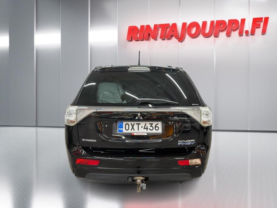 MITSUBISHI Outlander PHEV 2013