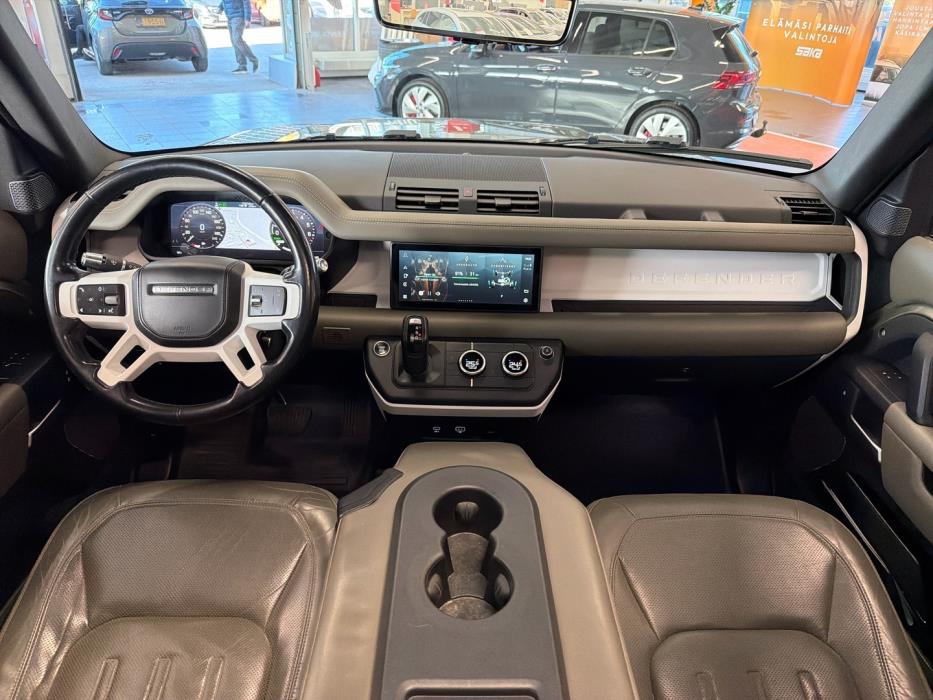 LAND ROVER Defender 2021