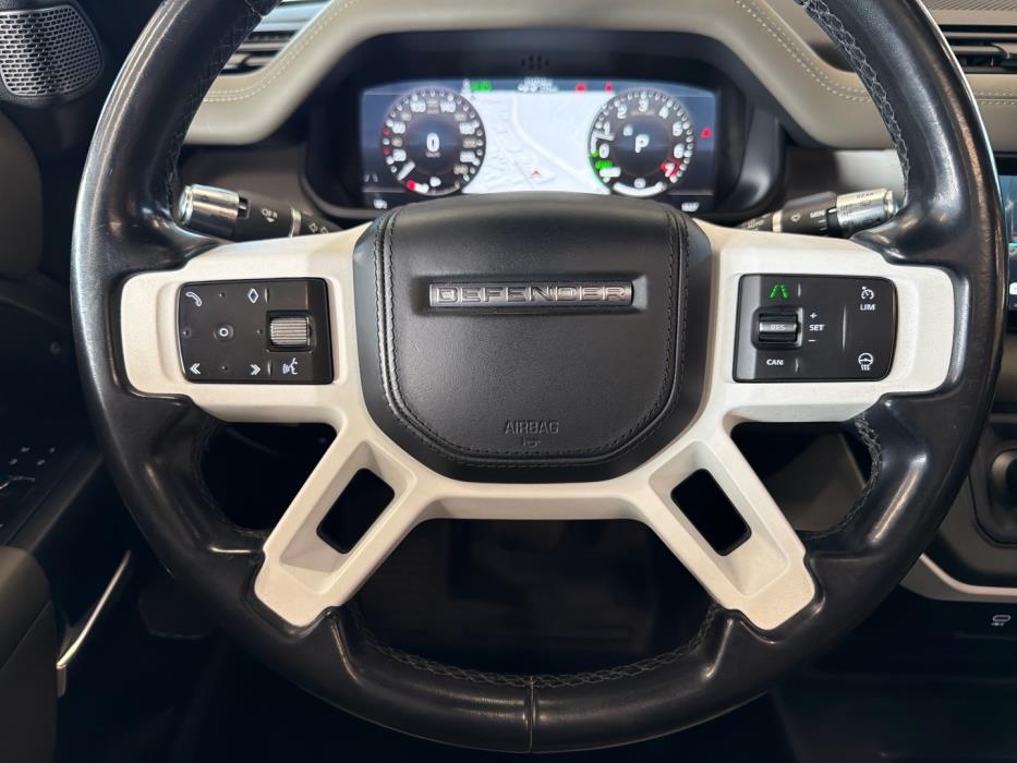 LAND ROVER Defender 2021