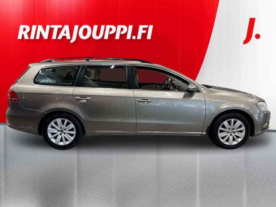 VOLKSWAGEN Passat 2013