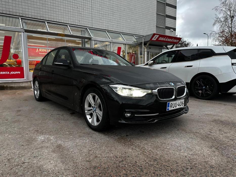 BMW 330 2018