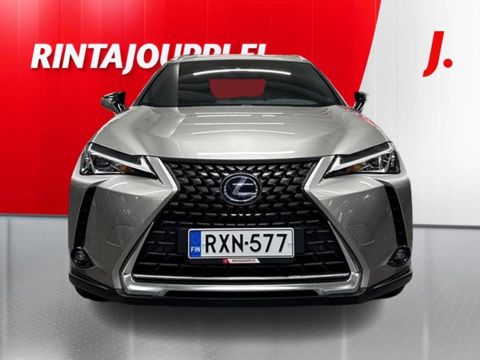 LEXUS UX 2020