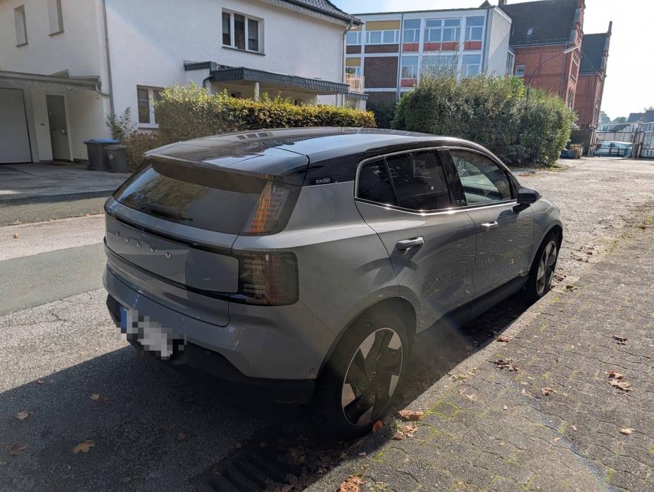 VOLVO EX30 2024