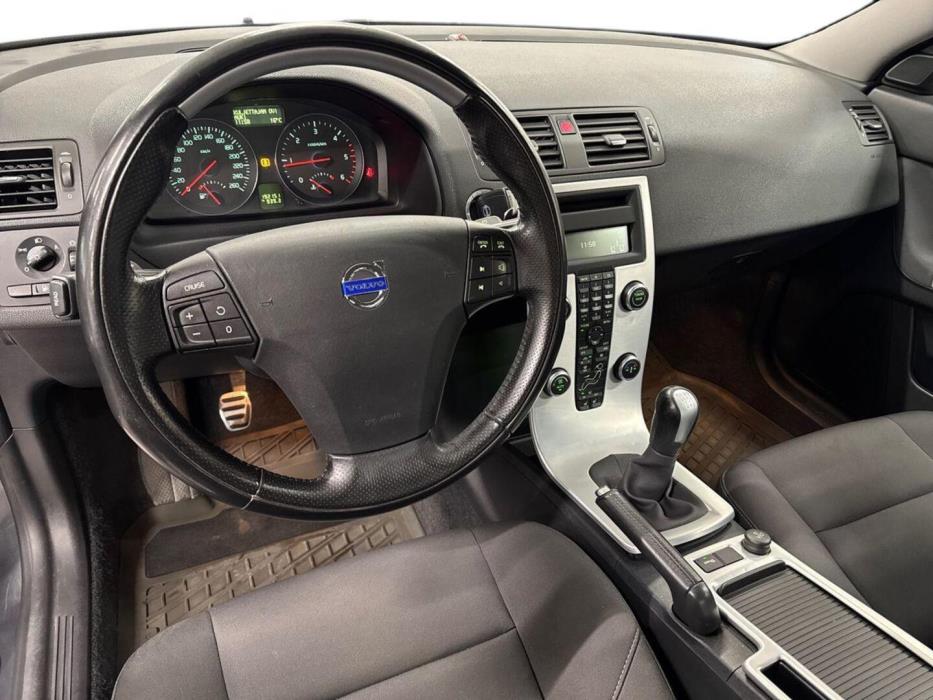 VOLVO S40 2012
