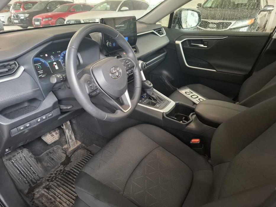 TOYOTA RAV4 2023