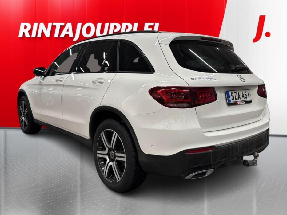 MERCEDES-BENZ GLC 2021