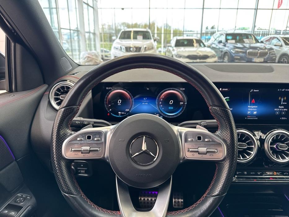 MERCEDES-BENZ EQA 2021