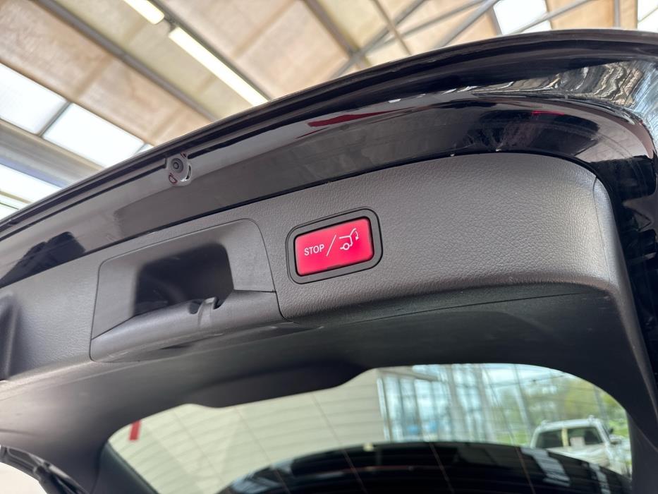 MERCEDES-BENZ EQA 2021