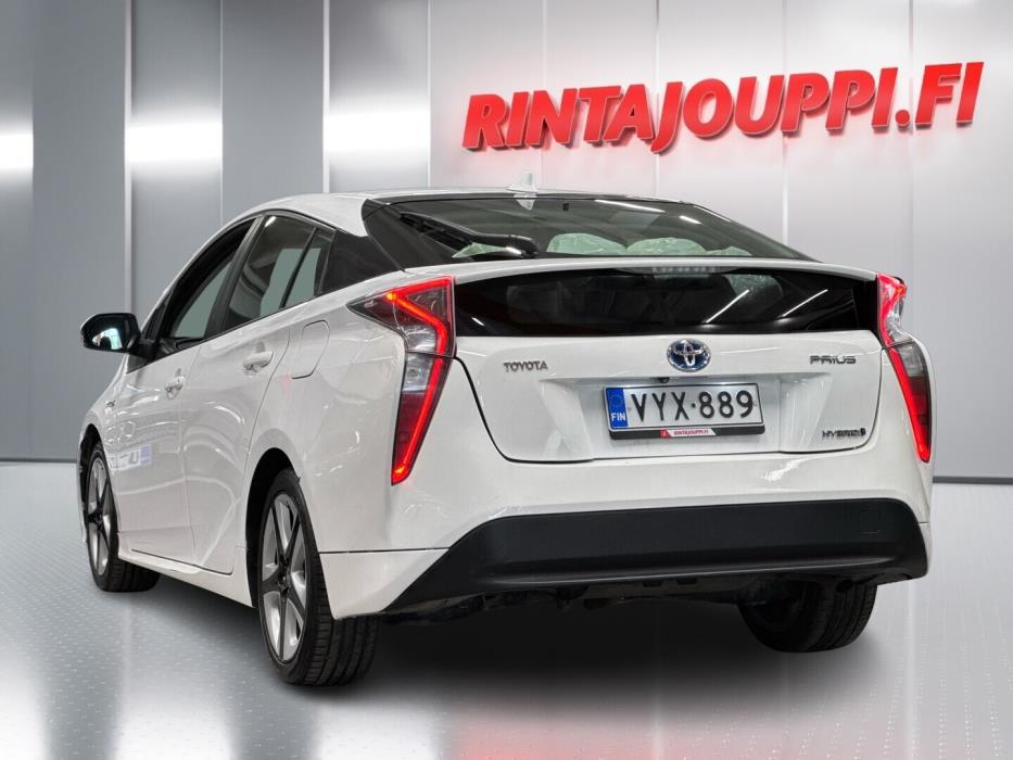 TOYOTA Prius 2016