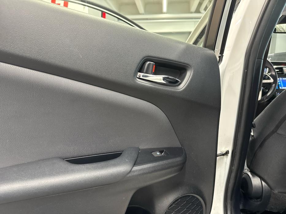 TOYOTA Prius 2016