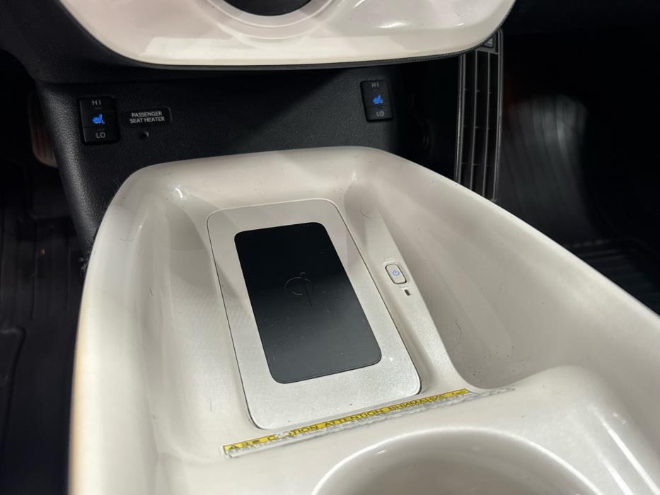 TOYOTA Prius 2016