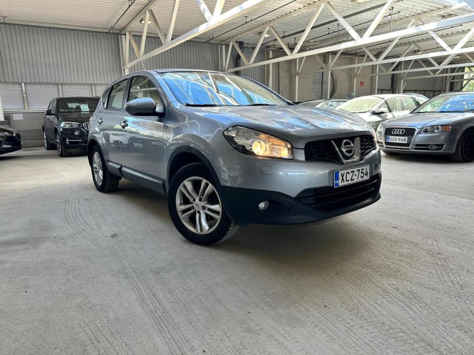 NISSAN Qashqai 2011