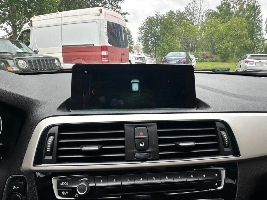 BMW 118 2018