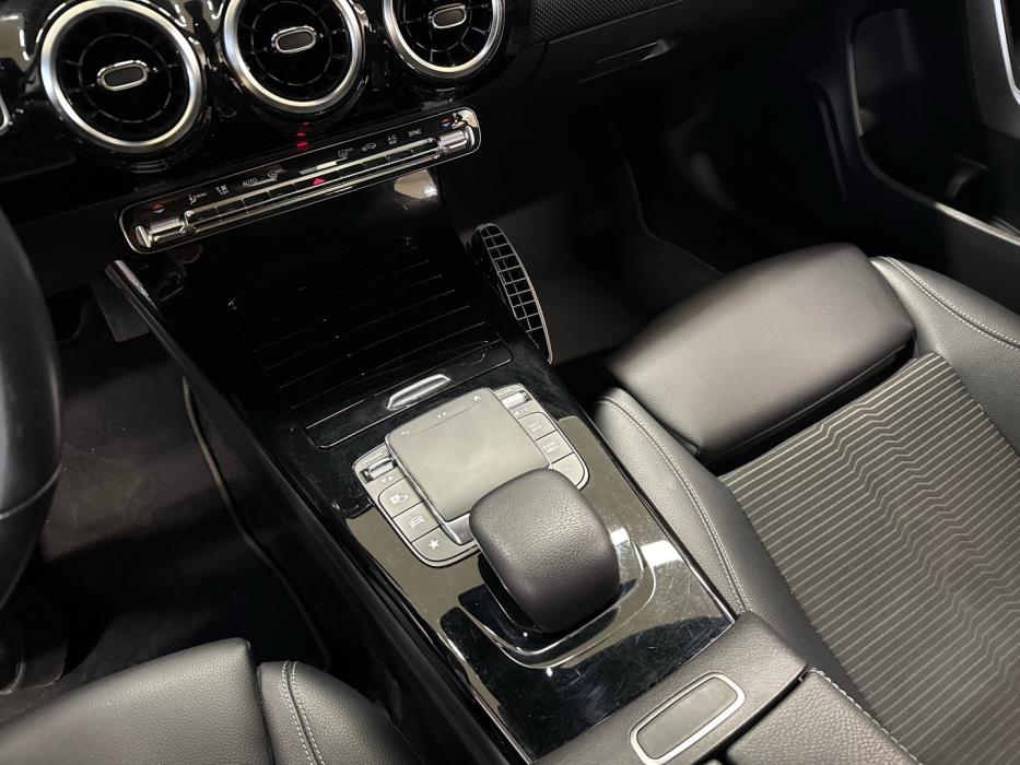 MERCEDES-BENZ CLA 2020