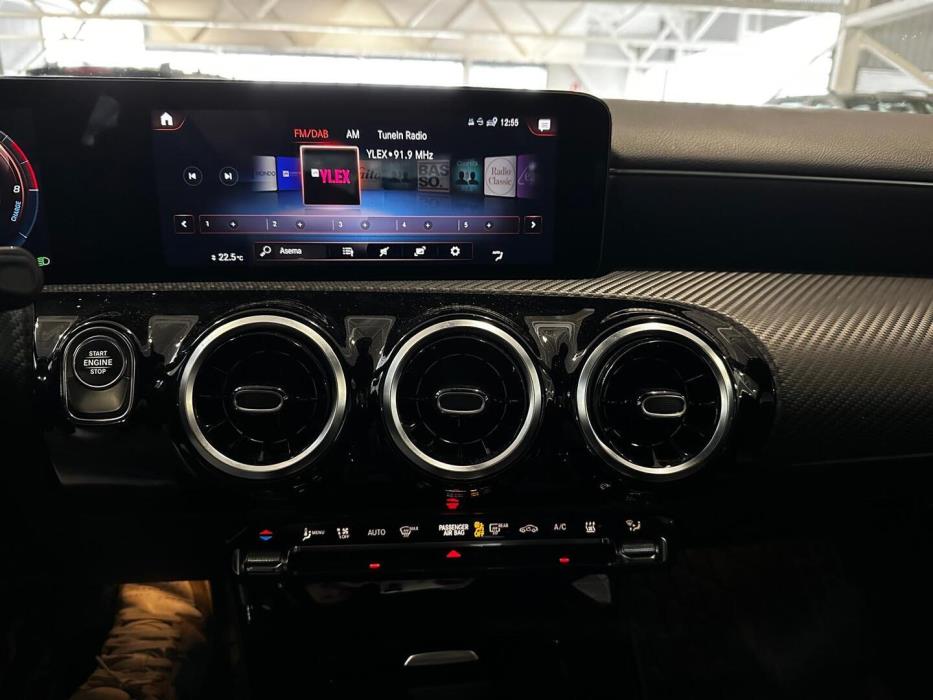 MERCEDES-BENZ A 2021