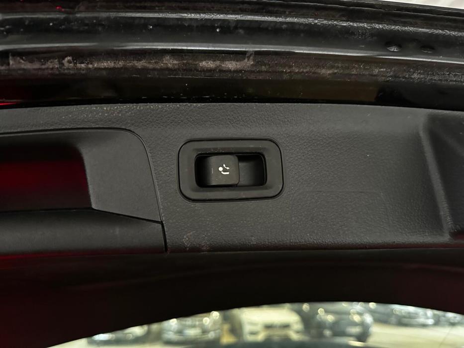 MERCEDES-BENZ A 2021