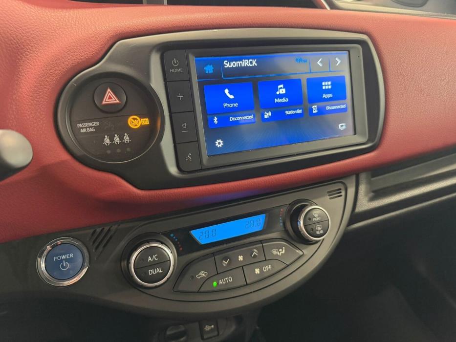TOYOTA Yaris 2020