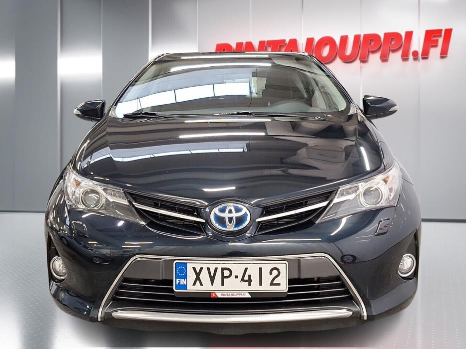 TOYOTA Auris 2014