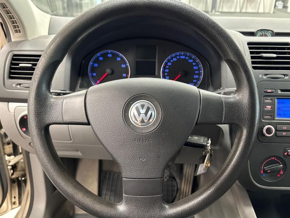 VOLKSWAGEN Jetta 2006