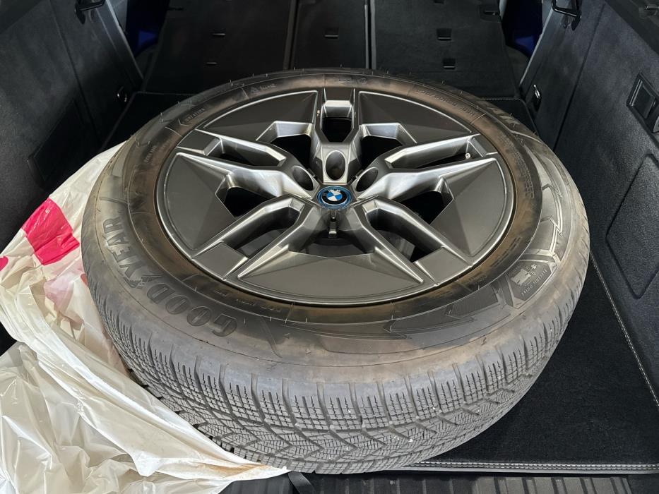 BMW iX 2023