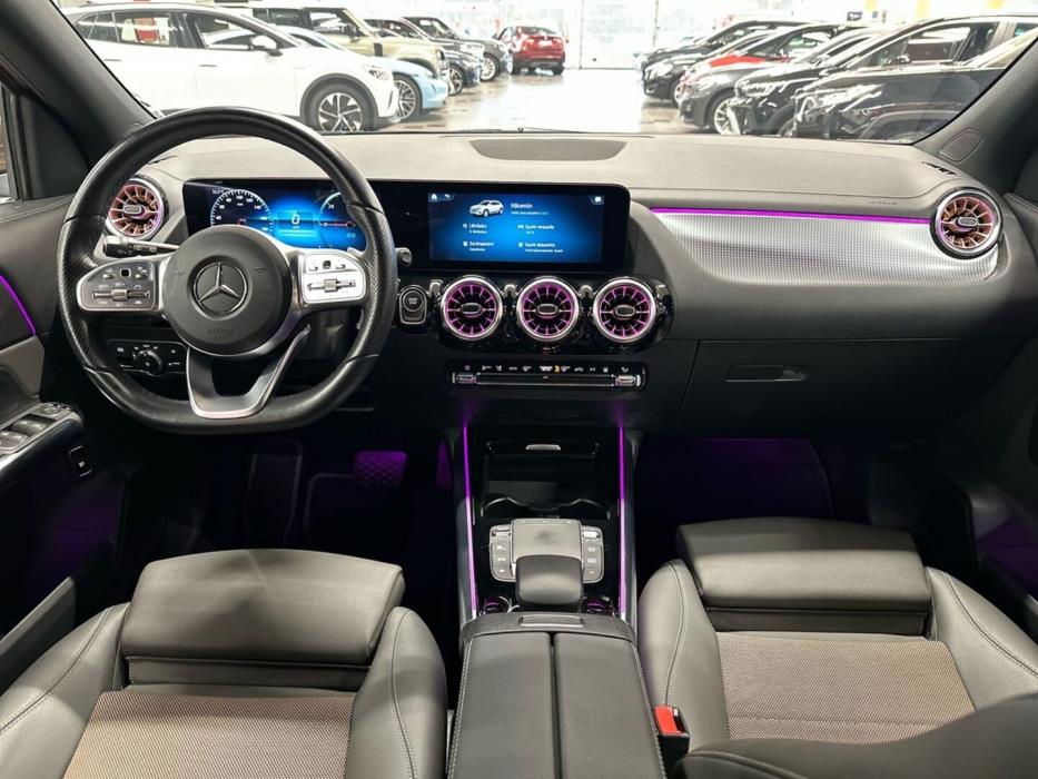 MERCEDES-BENZ EQA 2021