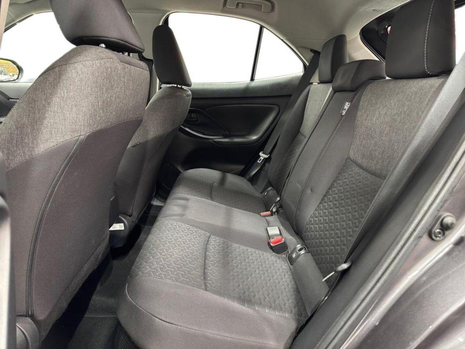 TOYOTA Yaris Cross 2024