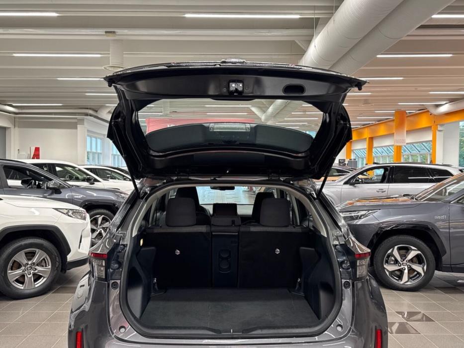 TOYOTA Yaris Cross 2024