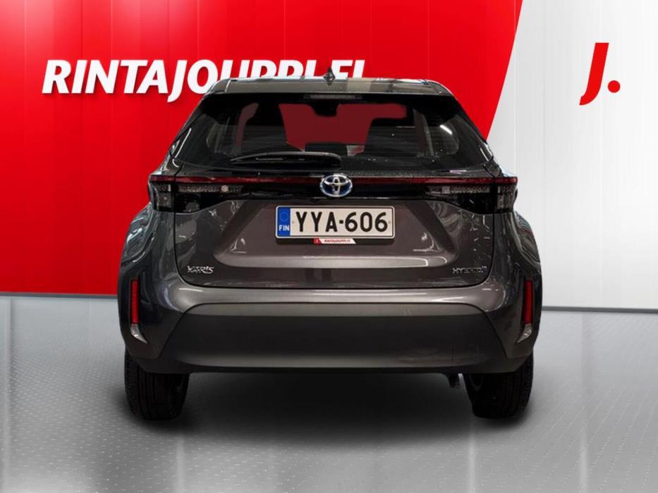 TOYOTA Yaris Cross 2024