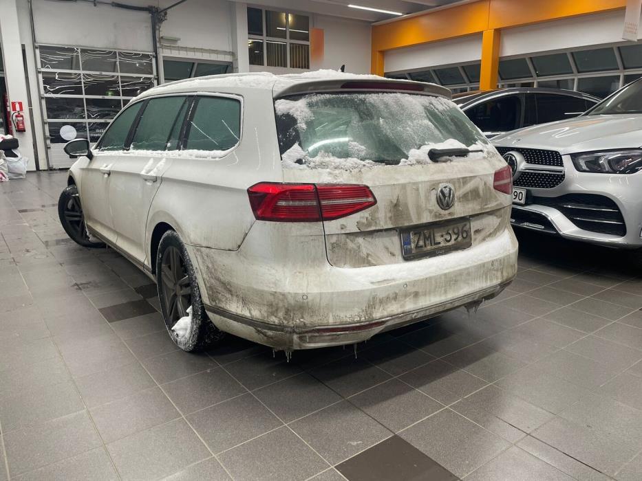 VOLKSWAGEN Passat 2019