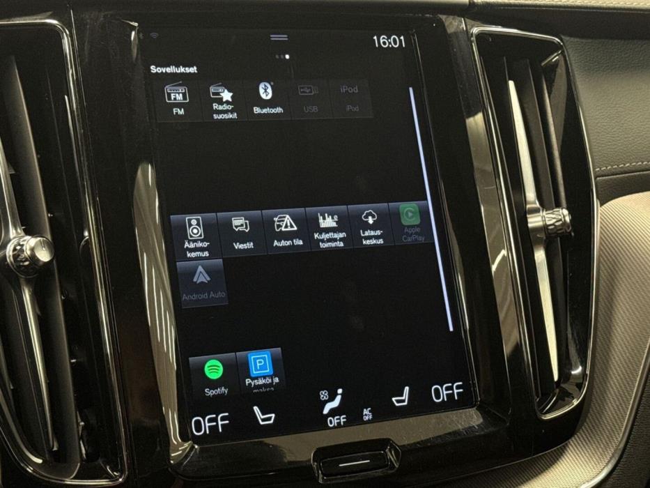 VOLVO XC60 2019
