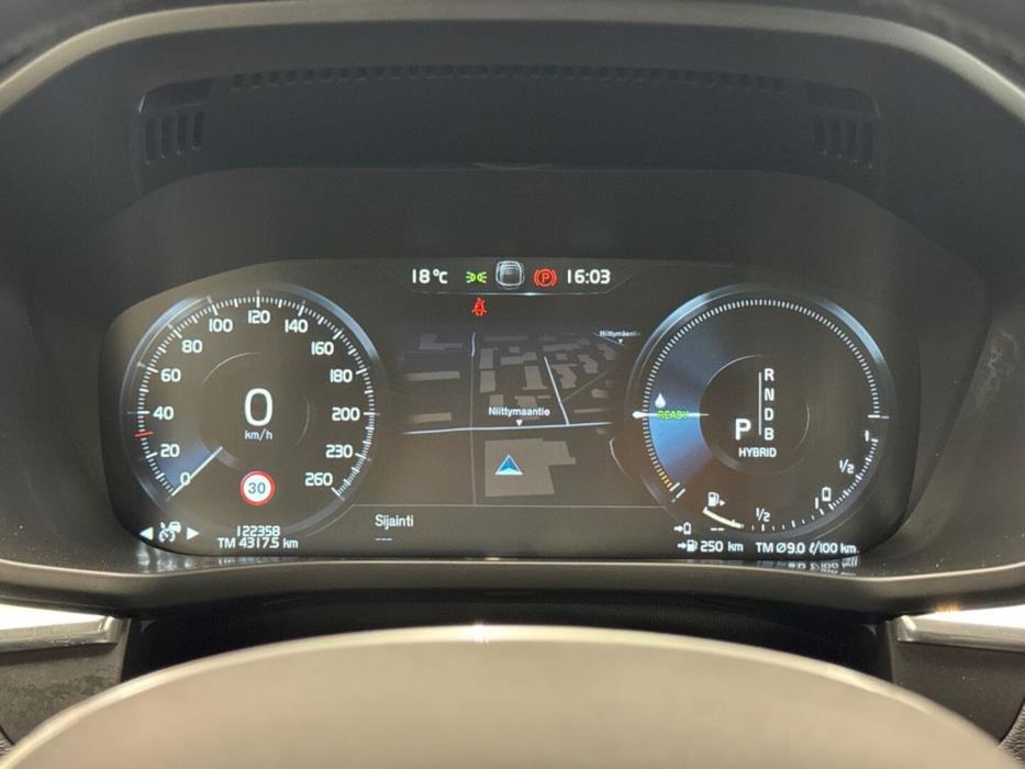 VOLVO XC60 2019
